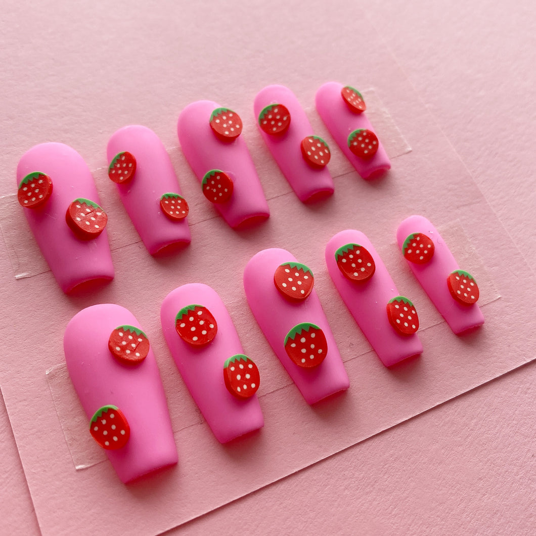 Strawberry Press On Nails