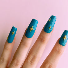 Load image into Gallery viewer, Gold Star Press On Nails
